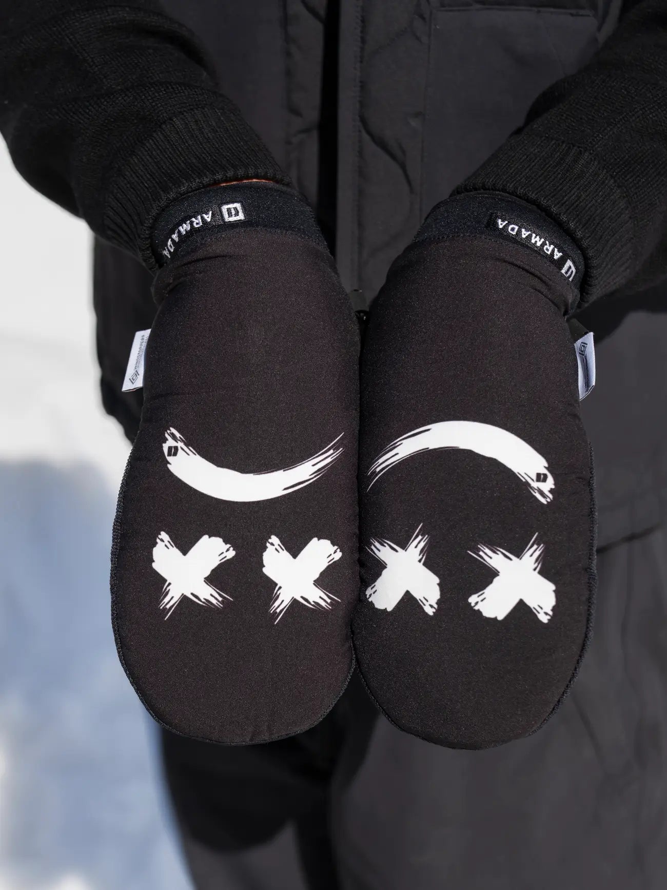 Armada - Carmel Windstopper Mitt - Off White Smiley